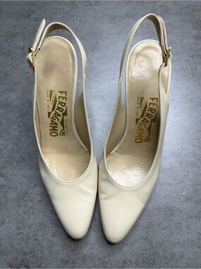 Salvatore Ferragamo Giotto Slingback Pumps | Made in Italy